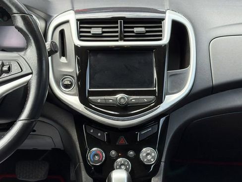 Used 2020 Chevrolet Sonic LT w/ Convenience Package FWD image 26