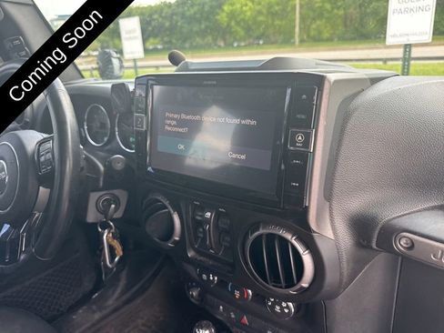Used 2017 Jeep Wrangler Unlimited Sport AWD/4WD image 27