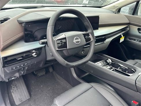 New 2025 Nissan Murano Platinum w/ Cargo Package image 13