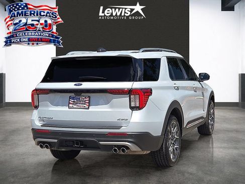 Used 2025 Ford Explorer Platinum w/ Ultimate Package AWD/4WD image 4