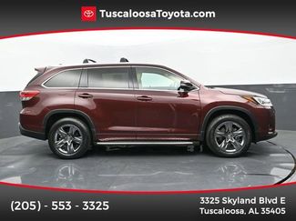 Used 2019 Toyota Highlander Limited Platinum FWD video 1