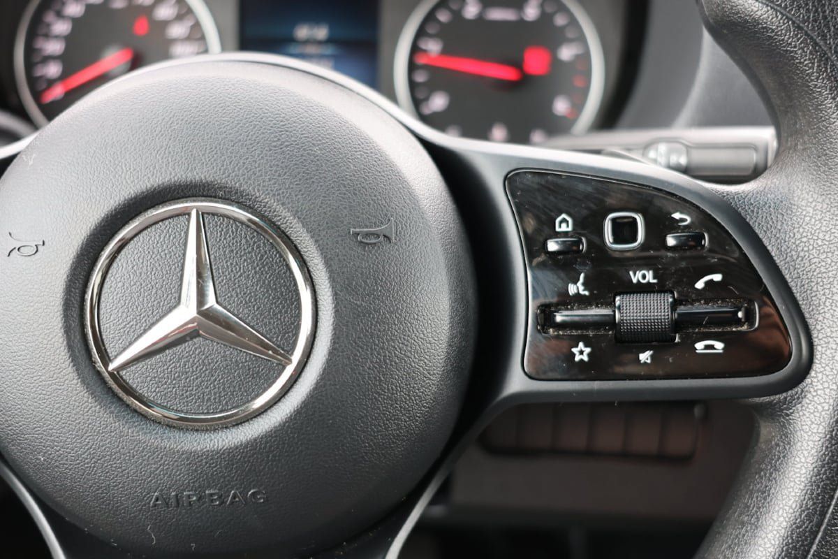 Used 2024 Mercedes-Benz Sprinter 2500 image 27