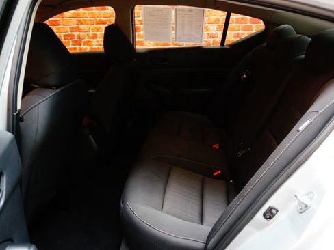 Certified 2025 Nissan Altima 2.5 SV FWD image 33