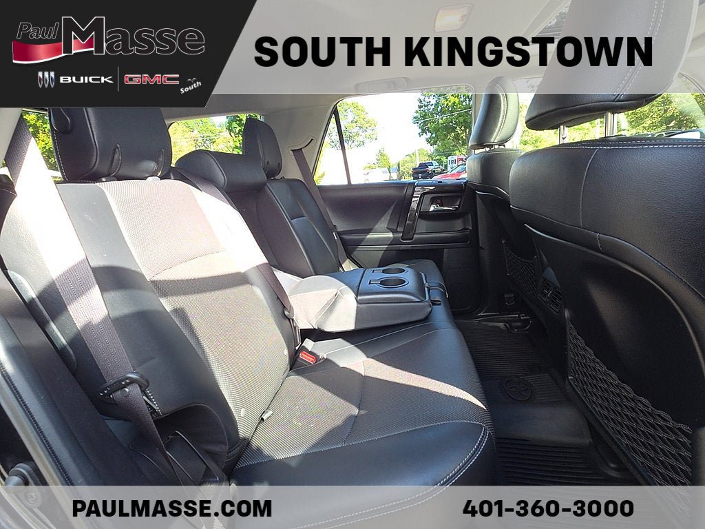 Used 2019 Toyota 4Runner Limited AWD/4WD image 30