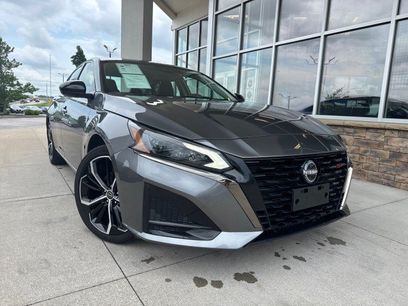 Used 2025 Nissan Altima 2.5 SR