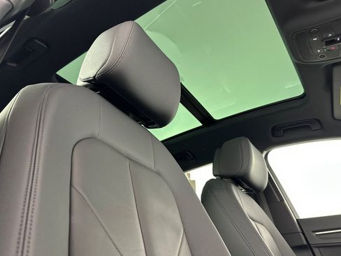 Used 2022 Audi Q3 2.0T Premium image 16