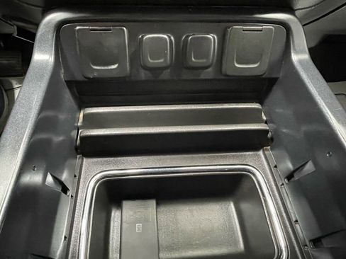 Used 2015 GMC Sierra 2500 Denali w/ Duramax Plus Package image 16