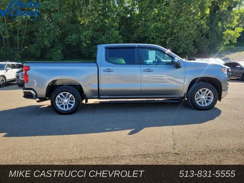 Used 2023 Chevrolet Silverado 1500 LT w/ Leather Package AWD/4WD image 6