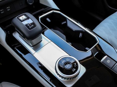 New 2025 Mitsubishi Outlander SEL AWD/4WD image 26