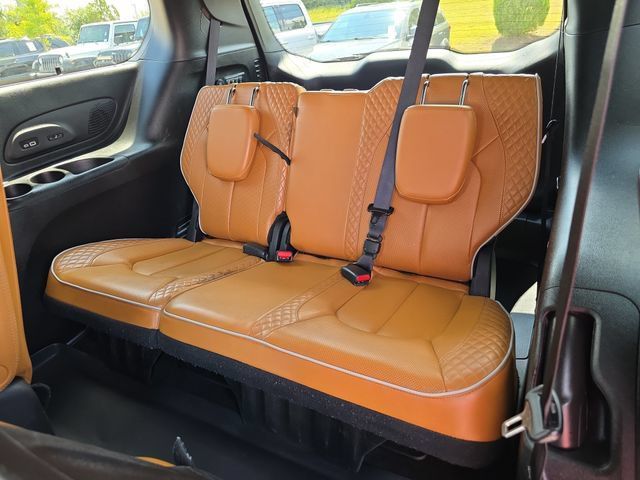 Used 2022 Chrysler Pacifica Pinnacle FWD image 12