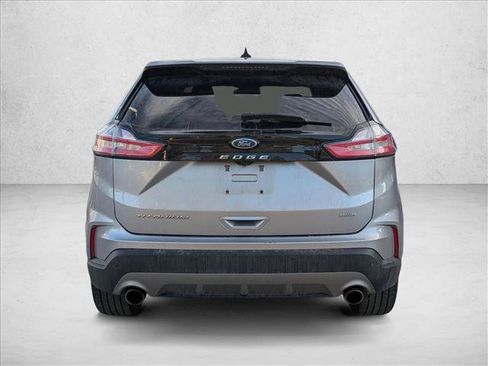 Used 2022 Ford Edge Titanium w/ Equipment Group 301A image 4
