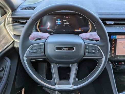 New 2026 Jeep Grand Cherokee Laredo image 19