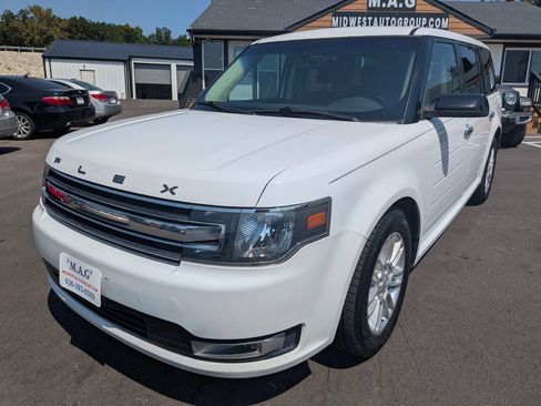 Used 2016 Ford Flex SEL w/ Equipment Group 202A FWD image 2