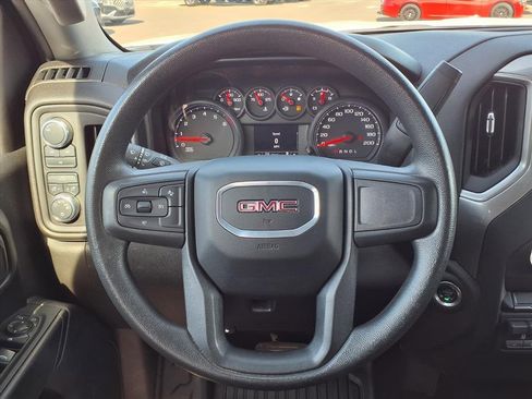 Used 2024 GMC Sierra 2500 Pro w/ Convenience Package image 32