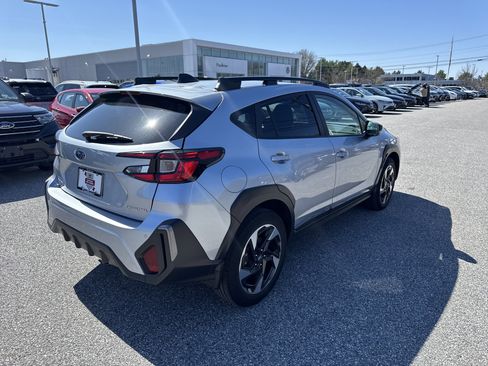 Used 2024 Subaru Crosstrek 2.5i Limited w/ Crosstrek Mirror Package AWD/4WD image 10