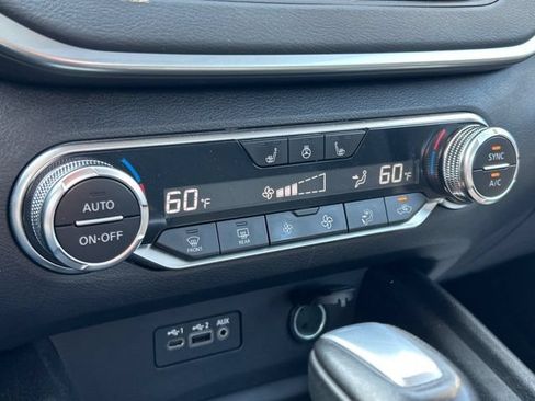 Used 2019 Nissan Altima 2.5 SV FWD image 39