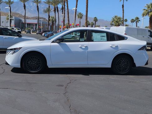 New 2026 Nissan Sentra SV w/ Floor Mat Package FWD image 3