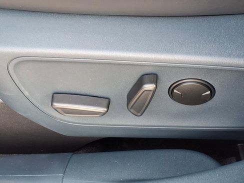 New 2026 Ford Maverick Lariat w/ Black Appearance Package image 18