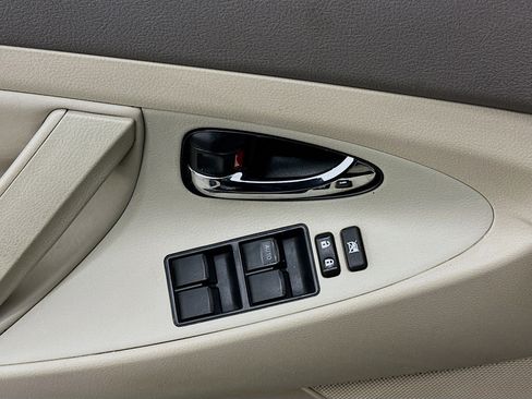 Used 2009 Toyota Camry Hybrid image 15