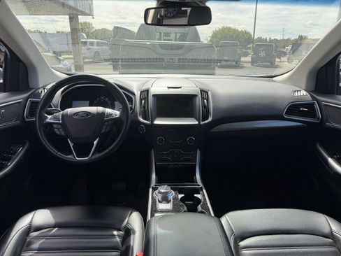 Used 2019 Ford Edge SEL w/ Equipment Group 201A AWD/4WD image 3