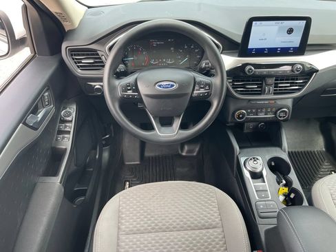 Used 2020 Ford Escape SE AWD/4WD image 2