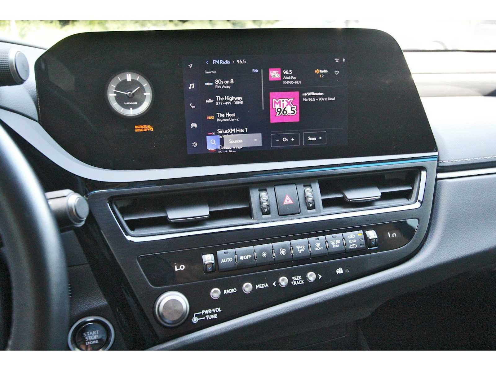 Used 2025 Lexus ES 350 w/ Accessory Package (Z1) FWD image 20