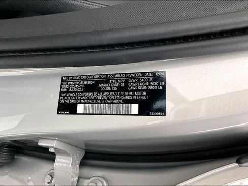 Certified 2025 Volvo XC60 B5 Plus image 44