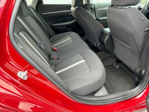 Certified 2025 Hyundai Sonata SE FWD image 15