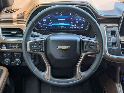Used 2024 Chevrolet Tahoe High Country AWD/4WD image 25