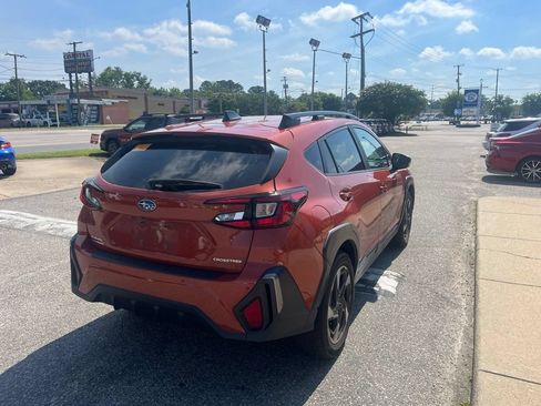 Used 2025 Subaru Crosstrek 2.5i Limited w/ Crosstrek Mirror Package AWD/4WD image 4