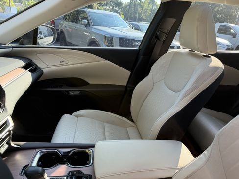 Used 2023 Lexus RX 350 FWD w/ Cold Area Package image 32