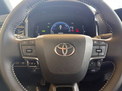 Certified 2025 Toyota Camry SE image 27