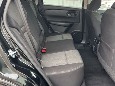 Used 2024 Nissan Rogue SV AWD/4WD image 29