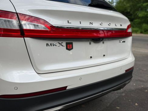 Used 2016 Lincoln MKX Reserve w/ Climate Package AWD/4WD image 64