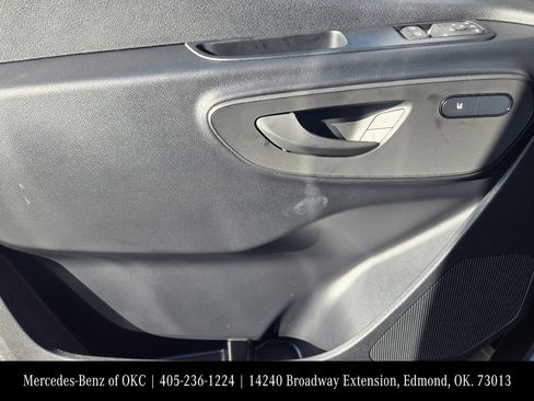 New 2024 Mercedes-Benz eSprinter 170 Cargo image 23