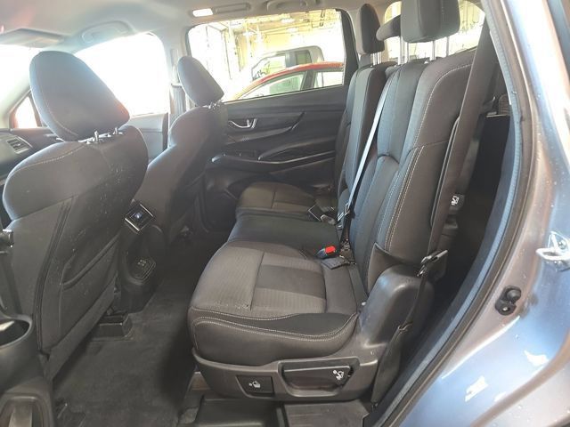 Used 2023 Subaru Ascent Premium w/ Convenience Package AWD/4WD image 11