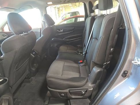 Used 2023 Subaru Ascent Premium w/ Convenience Package AWD/4WD image 11