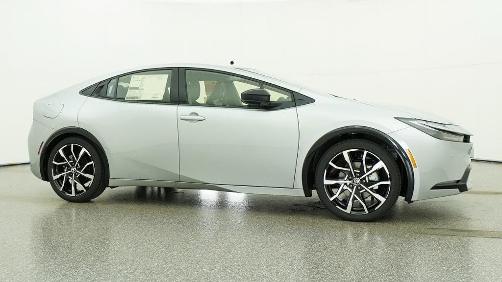 New 2026 Toyota Prius Plug-In Hybrid FWD image 41