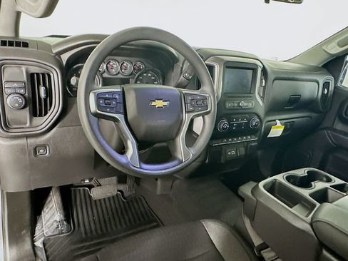 Used 2022 Chevrolet Silverado 1500 Custom w/ LPO, Blackout Package RWD image 11