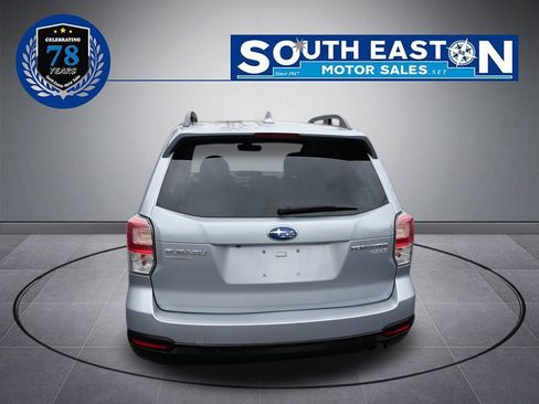 Used 2017 Subaru Forester 2.5i Premium w/ All-Weather Package image 4