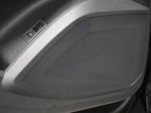 New 2025 Audi Q5 Premium Plus image 17