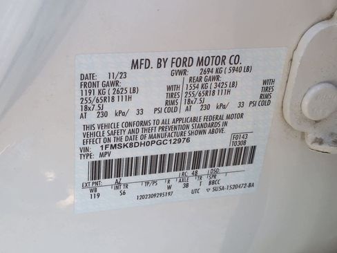 Certified 2023 Ford Explorer XLT w/ Equipment Group 202A image 37
