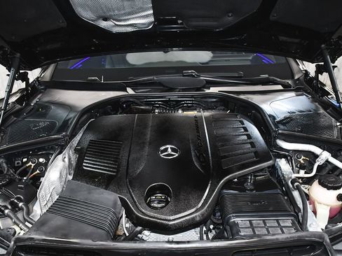 Used 2022 Mercedes-Benz S 500 4MATIC w/ AMG Line Package image 74