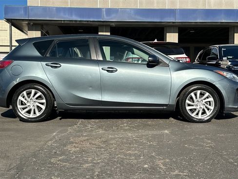 Used 2012 MAZDA MAZDA3 i Grand Touring image 3