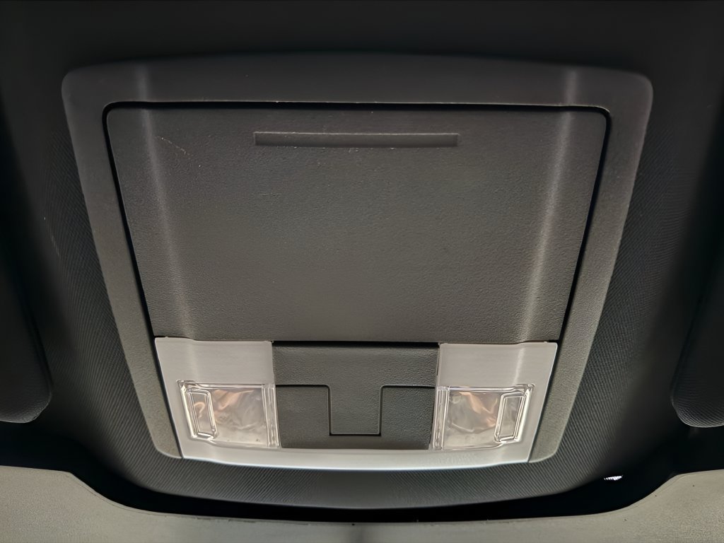 Used 2017 Ford Explorer XLT FWD image 26