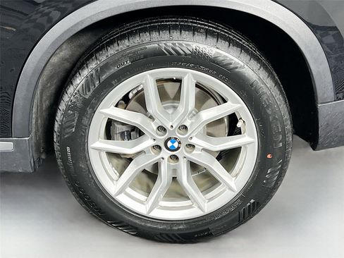 Used 2019 BMW X5 xDrive40i image 32