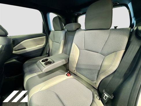Used 2025 Subaru Forester Premium AWD/4WD image 25