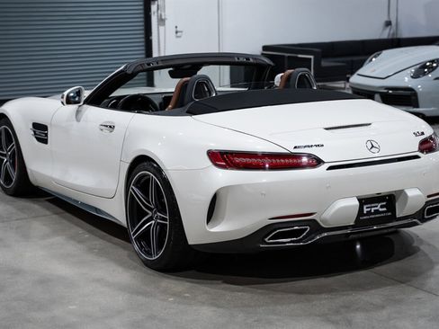 Used 2018 Mercedes-Benz AMG GT C image 4