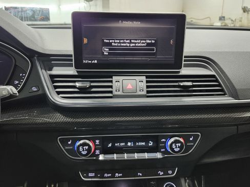 Used 2019 Audi SQ5 Premium Plus image 34