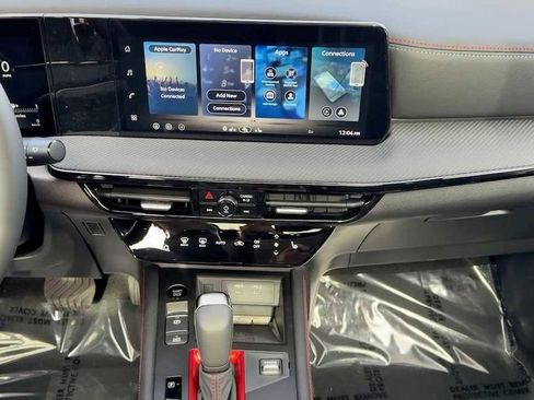 New 2026 Nissan Kicks SR w/ SR Premium Package image 13